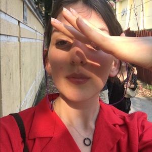 Meet your Posher, Anna